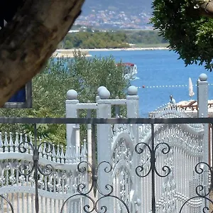  Apartment Bresan Kroatien